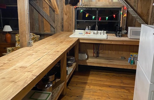 Lyndon Center Cabin | Secluded trailside cabin for 8 people on Kingdom Trails