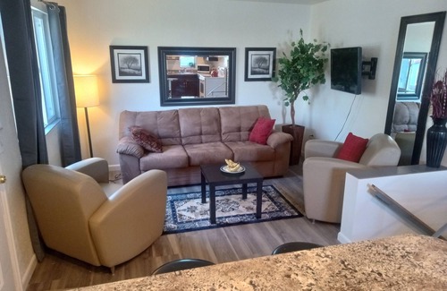 Millcreek House | Secluded Wooded Lot in the Heart of the City