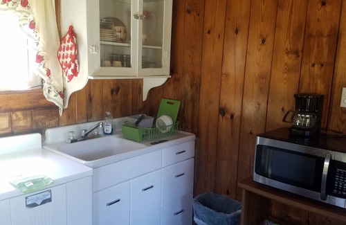Cherokee Cabin | Secluded yet easy walk to casino