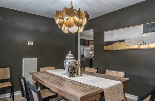 West End House | Seclusion meets Sophistication: West End Farmhouse