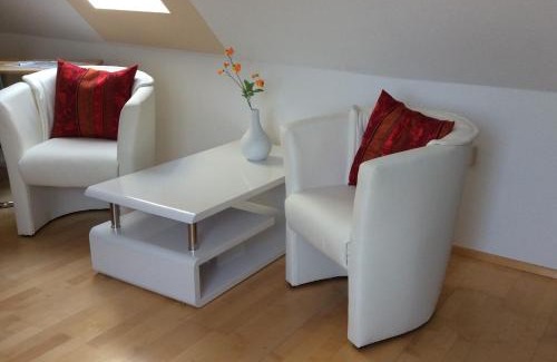Ostorf Apartment | SECRA Exclusive Ferienwohnung Angela in Schwerin