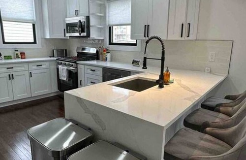 Communipaw Apartment | Secret Escape - 20 min from NYC N 2