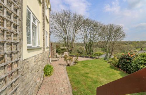 Mithian House | Secret Garden