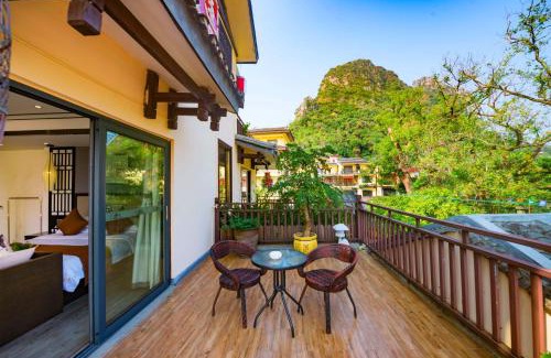 Xiufeng Hotel | Secret Garden Lakefront Hotel 连住两晚享高铁站免费接站