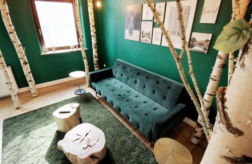 Hochfeld Apartment | SECRET HIDEAWAYS Wood Lodge mit Kinderzimmer Messe l City l Flughafen l Hbf