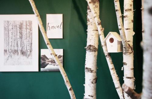 Hochfeld Apartment | SECRET HIDEAWAYS Wood Lodge mit Kinderzimmer Messe l City l Flughafen l Hbf