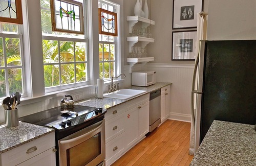 Key West Historic District Villa | Secret Villa II @ Old Town: with Private Pool, close to Duval!