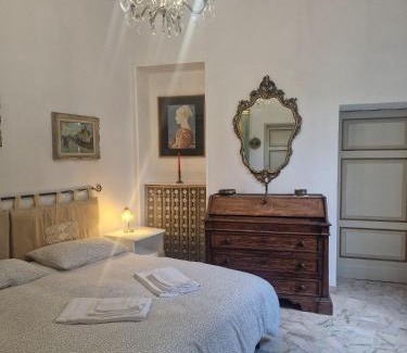 Perugia House | Secret villa's city garden