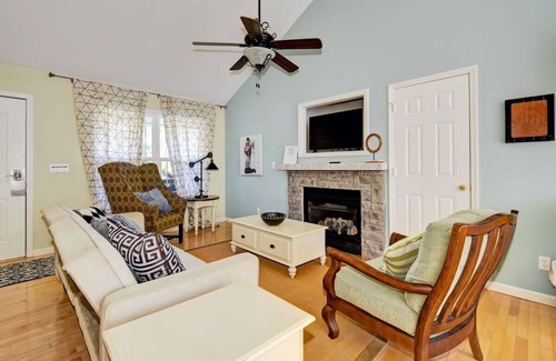 Taylorsville House | Secretariat 13 A true winner! Pet friendly w/fee