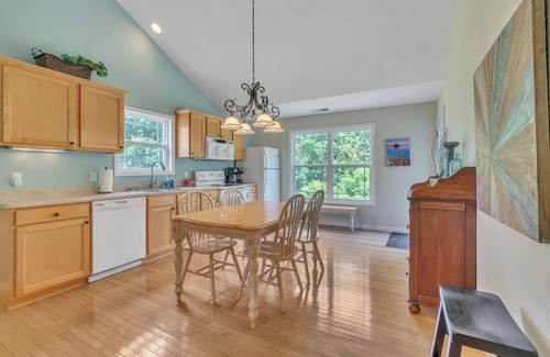 Taylorsville Cottage | Secretariat Cottage 13 - Hot Tub