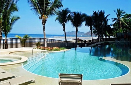 Jaco Hotel | SecretJaco - Luxury Beach Front Penthouse with Pool & Jacuzzi