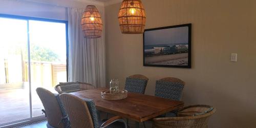 Jeffreys Bay Apartment | Secrets 1 at Waterkant 7