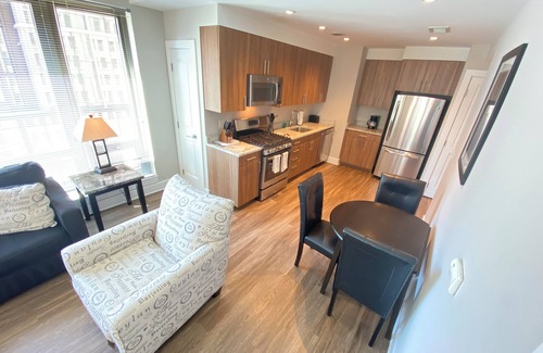 Aurora Highlands Apartment | Secure Stylish 1BR Apt with Free Parking, In-Unit Laundry, Prime Spot!