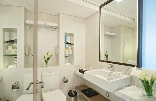 Bonifacio Global City Hotel | Seda BGC (Bonifacio Global City)