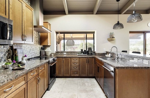 West Sedona House | Sedona Infinity Pool Paradise | Red Rock Views | Hot Tub