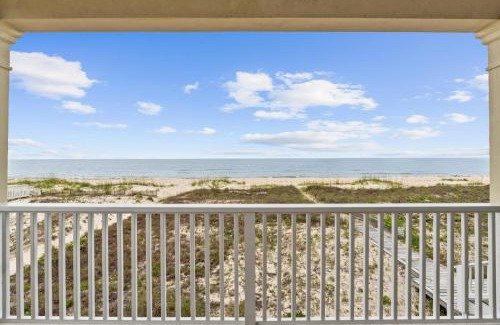 East End House | See Escape-Beachfront SGI