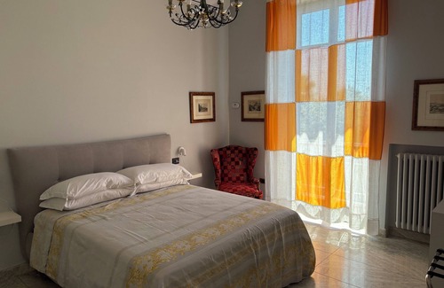Salerno Bed & Breakfast | See The Sea B&B
