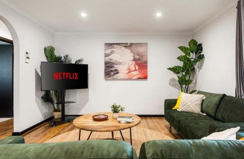 Tanunda House | Seednest Barossa Vineyard Escape