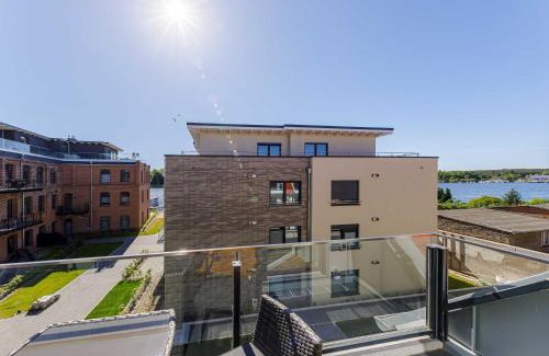 Muritz Apartment | SeeGlück Malchow - Stilvolle Maisonette mit Balkonen & Seeblick
