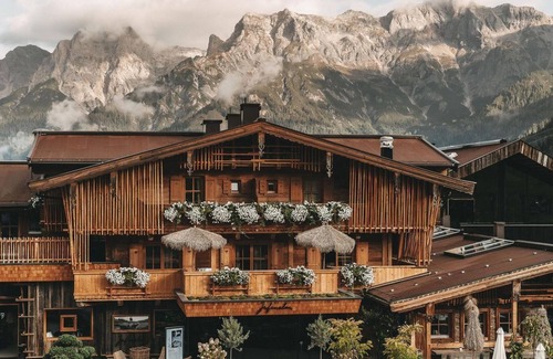 Maria Alm am Steinernen Meer House | Seelenruhe ÜF - Jufenalm Boho Hotel & Restaurant