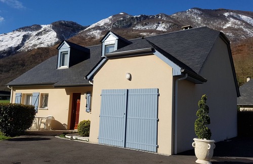 Gere-Belesten House | Seen on the mountain. Well located for our spa friends. skiers and hikers.