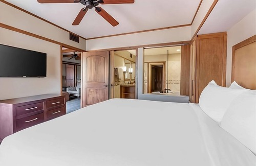 West Sedona Hotel | Seize the Moment in Sedona! Kitchen, Onsite Pool and Free Parking!
