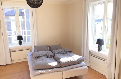 Harnosand Apartment | Sekelskifteslägenhet