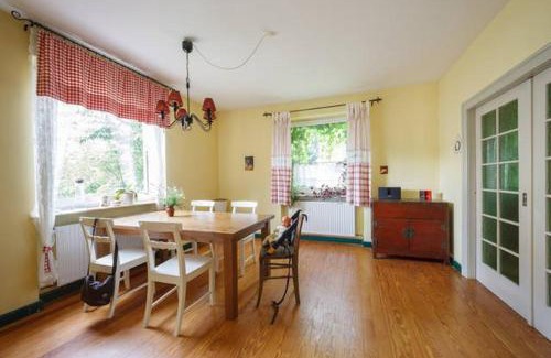 Hochdorf-Assenheim House | Sekretärzimmer 2