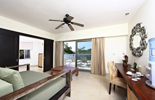Villa Juarez Resort | Select Club at Sandos Caracol All Inclusive - Adults Only Area