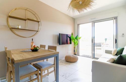 La Faviere Apartment | SELECT'SOHOME - Appartement pour 4 personnes dans une résidence avec piscine et à proximité des plages - POS35