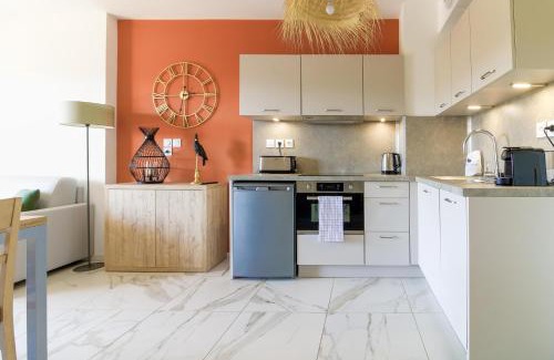 La Faviere Apartment | SELECT'SOHOME - Appartement pour 4 personnes dans une résidence avec piscine et à proximité des plages - POS35