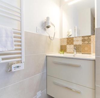 La Faviere Apartment | SELECT'soHOME - T2 entièrement rénové à quelques pas de la plage - POS07