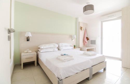 La Faviere Apartment | SELECT'soHOME - Résidence Le Poséidon - Piscine & Parking - Appartement pour 4 personnes - POS03