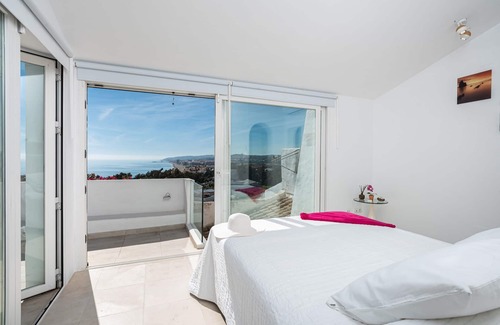Bahia de Casares House | Selecta Casa Orquídea