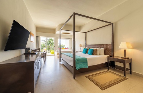 Puerto Morelos Resort | Selection Riviera Cancún - All Inclusive