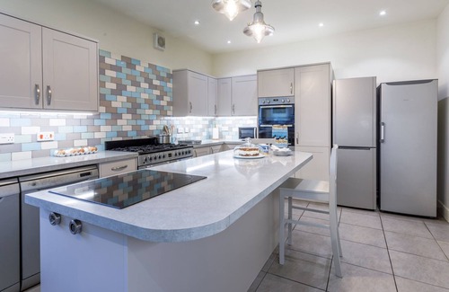 Berwick-upon-Tweed Apartment | Self-catering accommodation in a beautiful location overlooking Holy Island on the Northumberland co