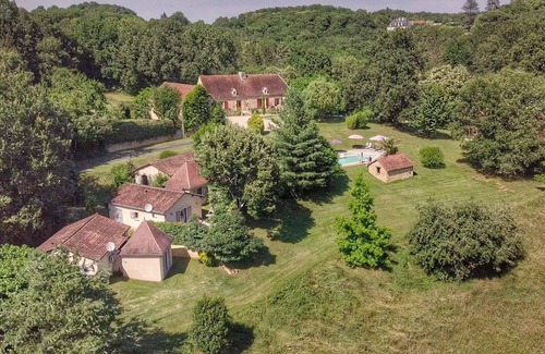 Simeyrols Cottage | Self-catering cottage - Private terrace - Shared swimming pool