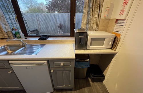 Clayton Cottage | Self Catering cottage with double bedroom