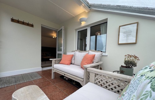 Kilkhampton Cabin | Self Catering Holiday Lodge in Bude, Cornwall with amazing uninterrupted views