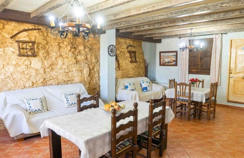 Illora Cottage | Self catering Las Chorreras for 10 people