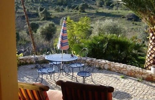 Alfarrobeira Cottage | Self catering Quinta Alfarrobeira for 4 people