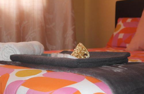 Greater Johannesburg Metropolitan Area House | Self-catering rooms Florida