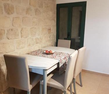 Safed Apartment | Self-Contained Garden apartment with Galilee sea & mountains view 2