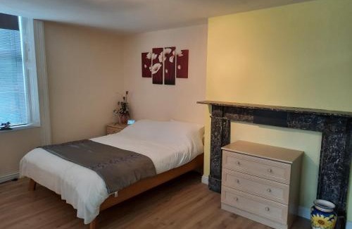 Winterton-on-Sea Apartment | Self Contained studio flat in Winterton Hall