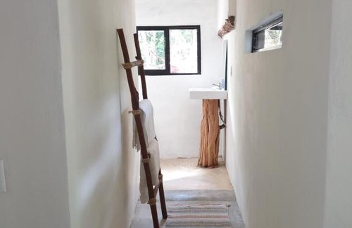 Macario Gomez House | SELVA ROCA