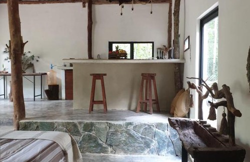 Macario Gomez House | SELVA ROCA