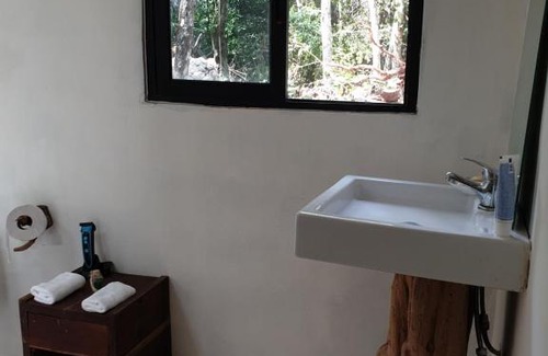 Macario Gomez House | SELVA ROCA