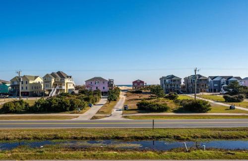 South Nags Head House | Semi-Oceanfront Hot Tub Pool and Tennis Access