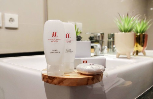 Laksmana Hotel | Seminyak Square Hotel And Villas