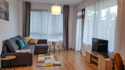 Samokov Apartment | Semiramida Garden Apartment 12